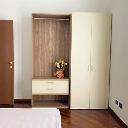 Appartamento Dante Cremona Luaran gambar